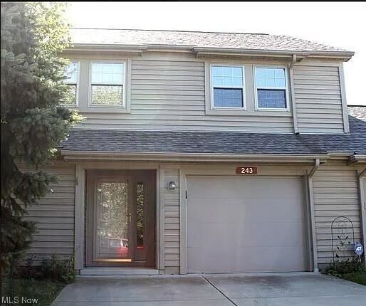 Primary Photo - 243 S Linden Ct