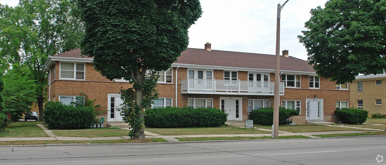 Foto del edificio - 6609-6619 W Lisbon Ave