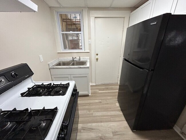 Foto del edificio - 518 Lake Ave