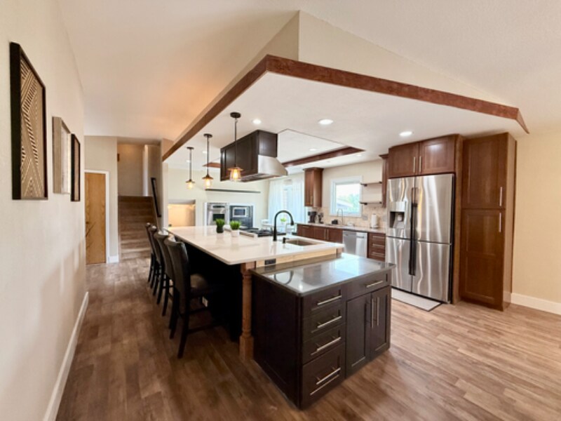 Foto principal - 301 W Mangrum Dr