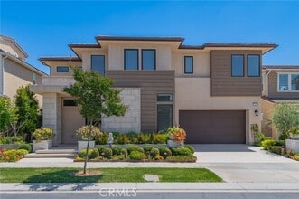 Building Photo - 60 Ray