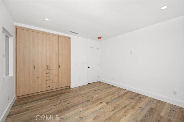 Building Photo - 5627 Agnes Ave