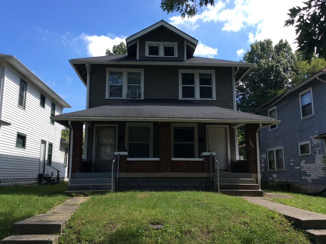 625627 N Gladstone Ave Unit 625 Gladstone, Indianapolis, IN 46201