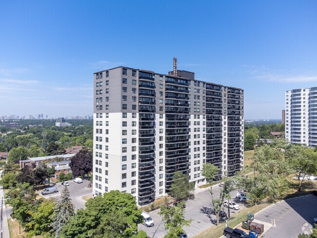 Building Photo - 12-24 Leith Hill Rd