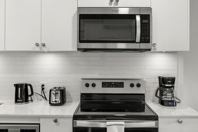 Photo du bâtiment - 455-451 1 Ave NE