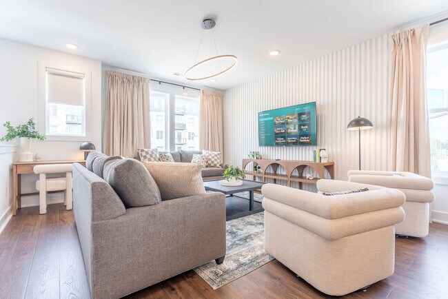 Building Photo - 111 Lucile St