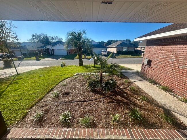 Foto del edificio - 1404 Greystone Dr