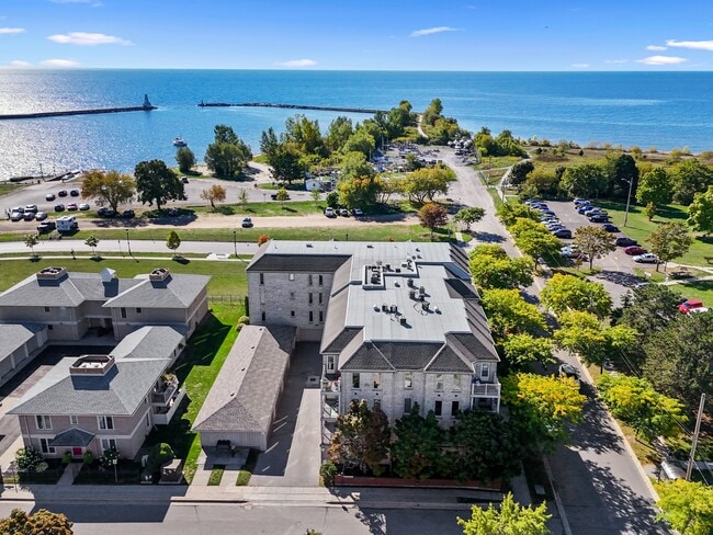 Photo du bâtiment - 107 Marisa Ln