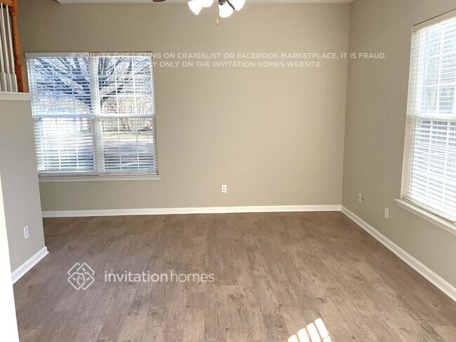 Building Photo - 502 Whitney Way