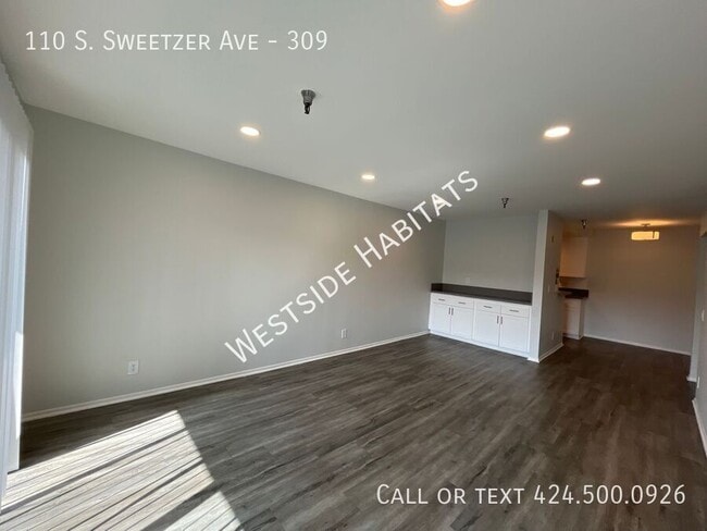 Foto del edificio - 110 Sweetzer Ave