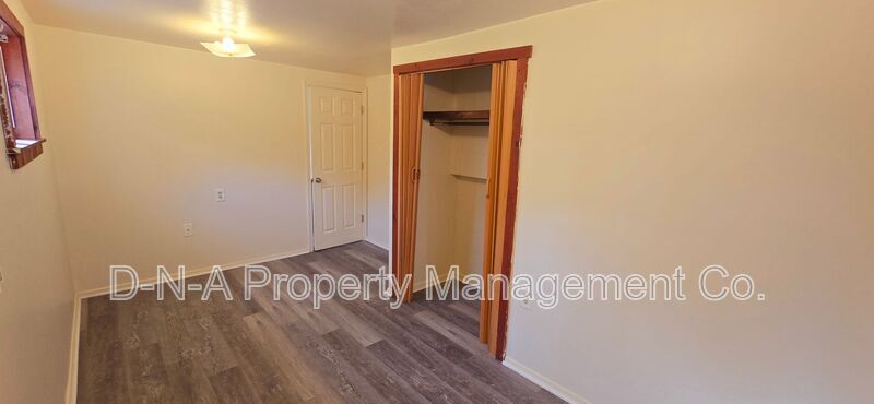 Foto del edificio - 337 Copper Rd