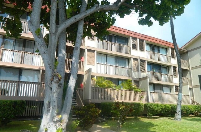 Building Photo - Two Bedroom Makaha Valley Plantation