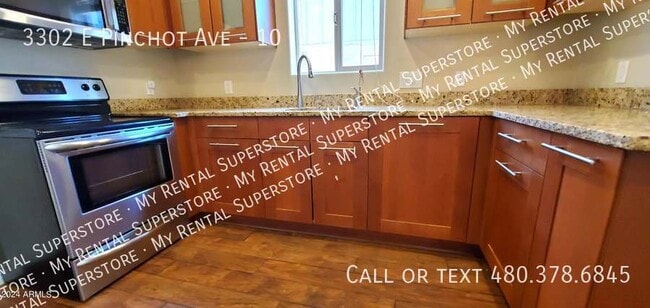 Building Photo - 3302 E Pinchot Ave