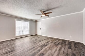 Building Photo - 5053 Les Chateaux Dr