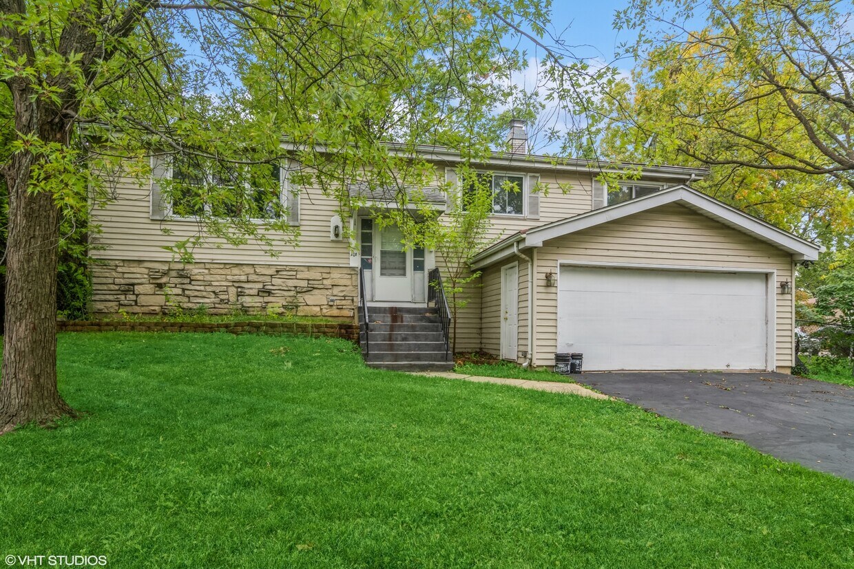 Primary Photo - 101 Springhill Dr