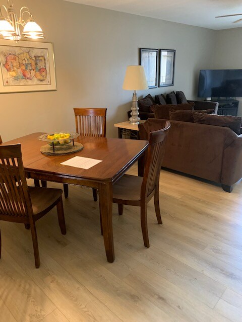 Foto principal - 7436 E Chaparral Rd