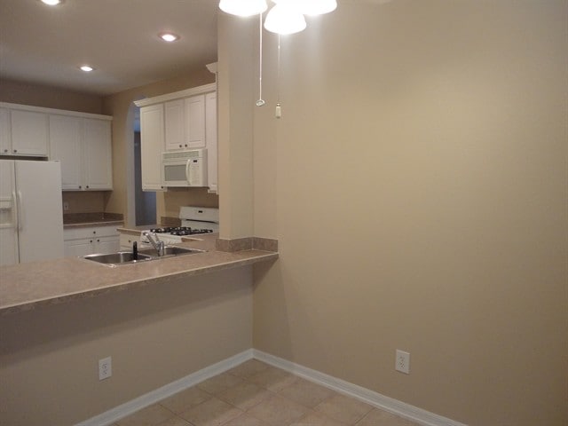 Building Photo - 14447 Pepperpine Dr