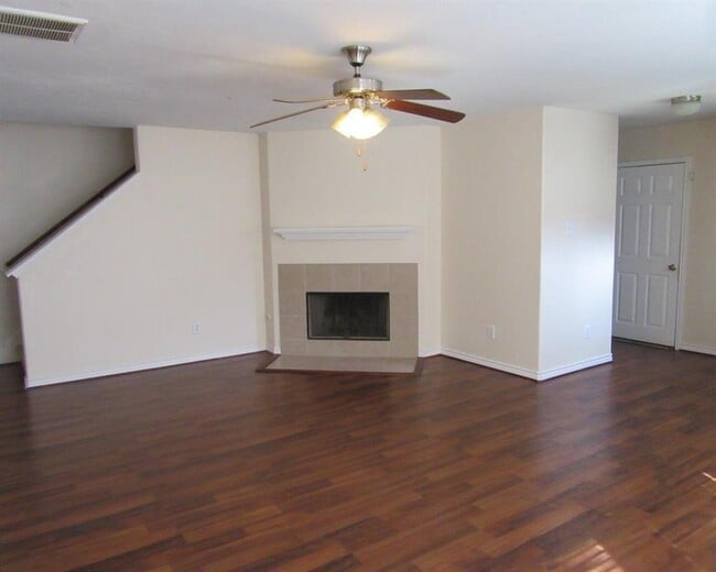 Foto del edificio - 14122 Noahs Landing Ln