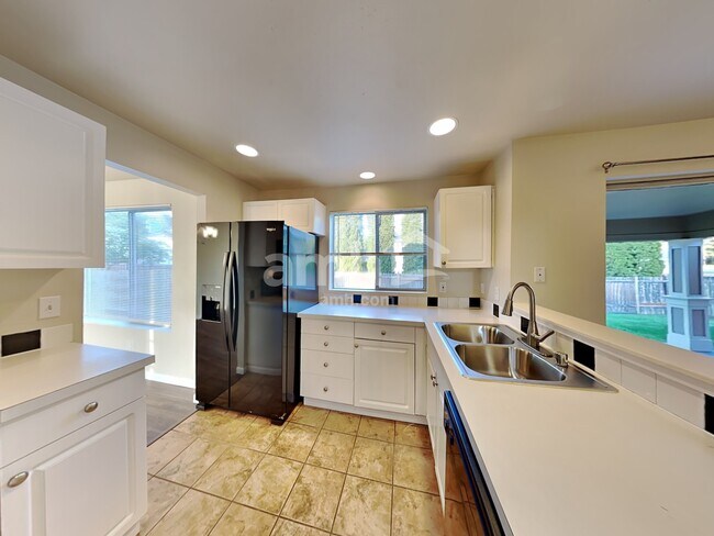 Foto del edificio - 21617 43rd Ave Ct E