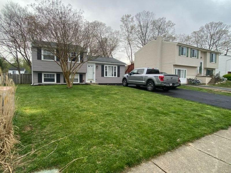 Photo - 8289 Wold Den Ct (Springfield, VA)