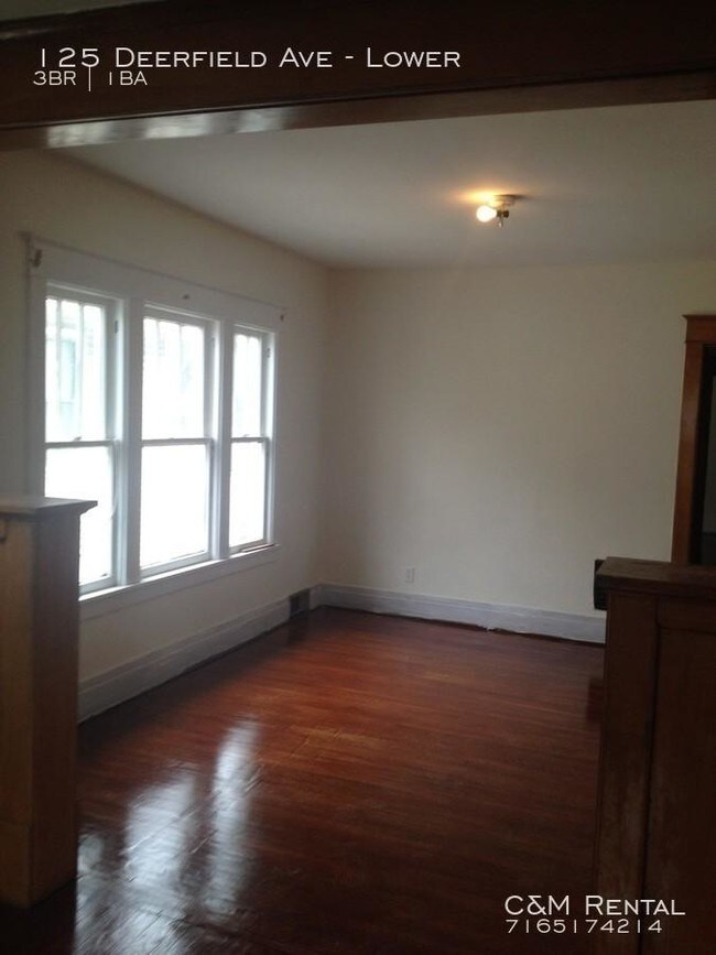 Building Photo - 3 bedroom in Buffalo NY 14215