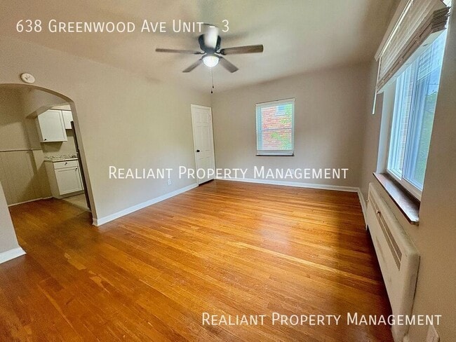 Building Photo - 638 Greenwood Ave