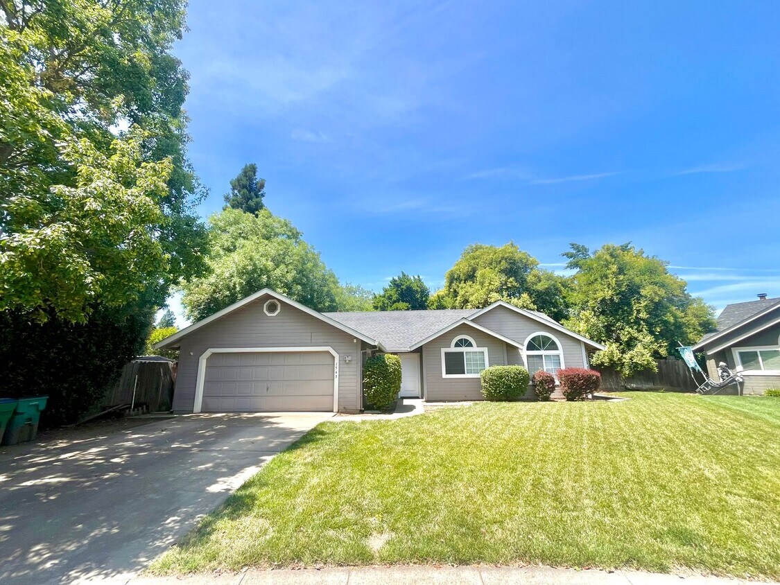 1543 Gilbert Ln, Chico, CA 95926 House Rental in Chico, CA