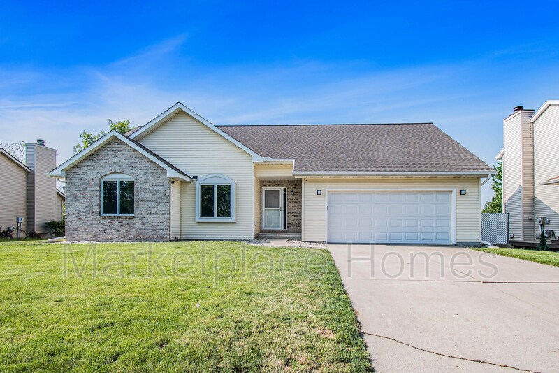 Primary Photo - 1560 Stonehaven Dr