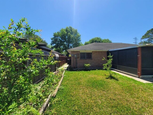 Foto del edificio - 11442 Cliffgate Dr
