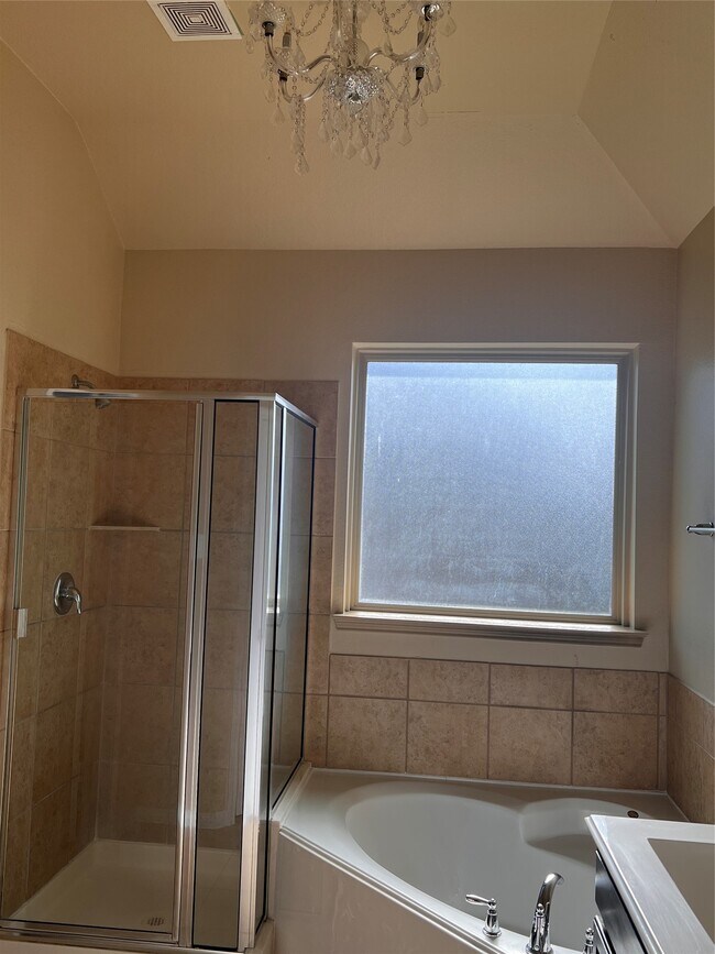 Foto del edificio - 6018 Le Moyne Pass Ln