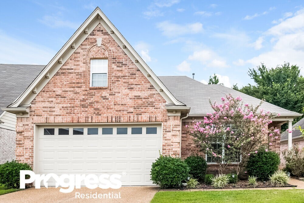 8120 Fleets Run Dr, Cordova, TN 38018 House for Rent in Cordova, TN