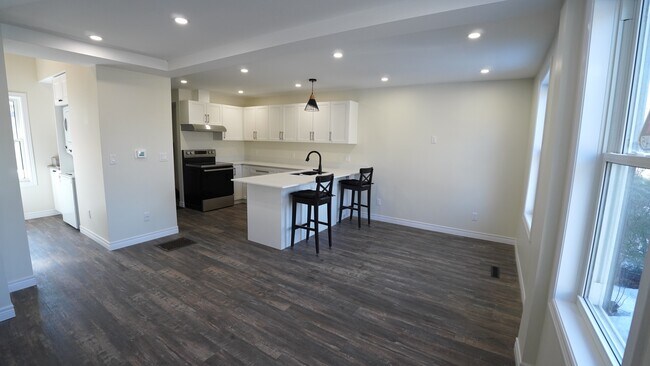Photo du bâtiment - Gorgeous 1 Bedroom House with Loft