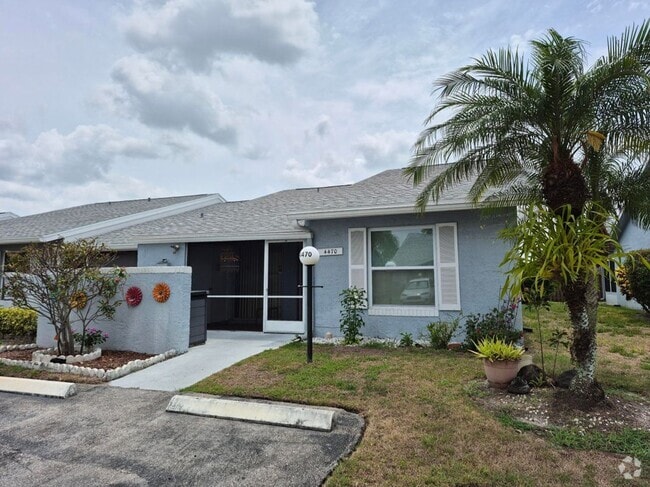 Building Photo - 4470 Lucerne Villas Ln