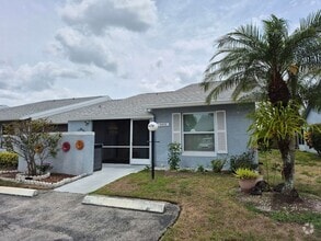 Building Photo - 4470 Lucerne Villas Ln