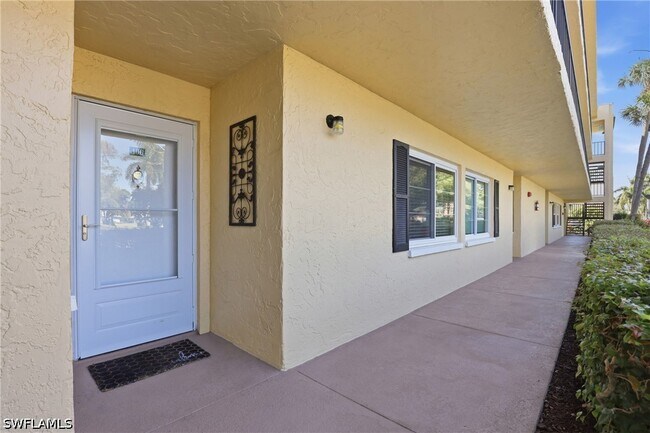Foto del edificio - 1086 Forest Lakes Dr