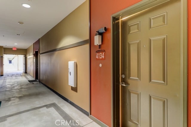 Foto del edificio - 1801 E Katella Ave