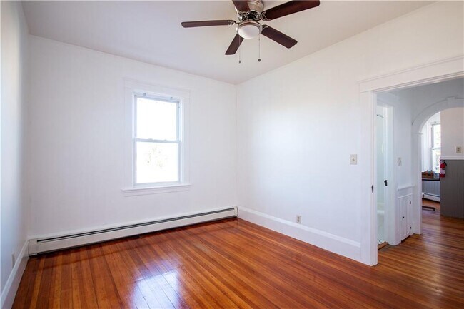 Foto del edificio - 23 Exeter Ave