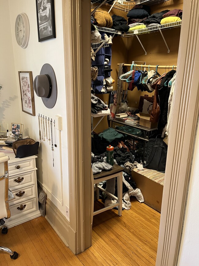 Walk In Closet - 2744 Fremont Ave S