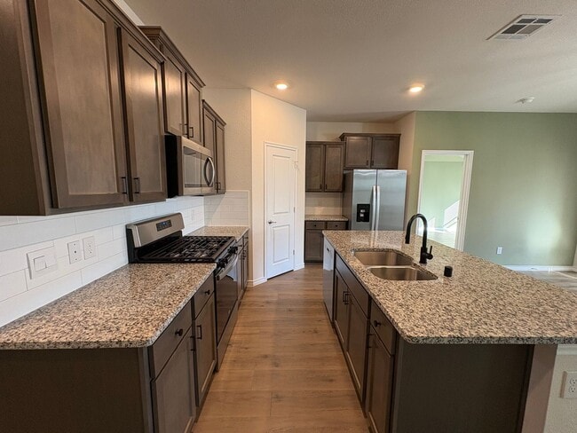 Foto del edificio - Pristine in Princeton!