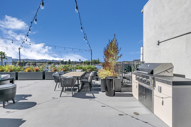 Foto del edificio - The Mix | Better Living!