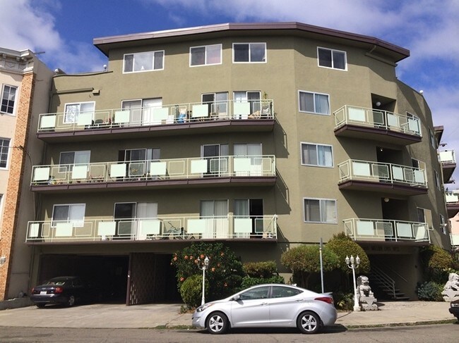 Foto del edificio - Melba Lake Apartments