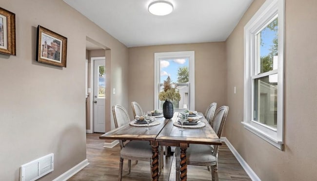 Foto del edificio - 599 Morris Ave