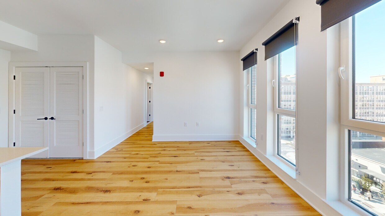 Photo - Iron Rose Apartments