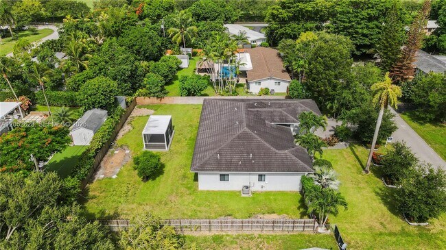 Foto del edificio - 9340 SW 177th St