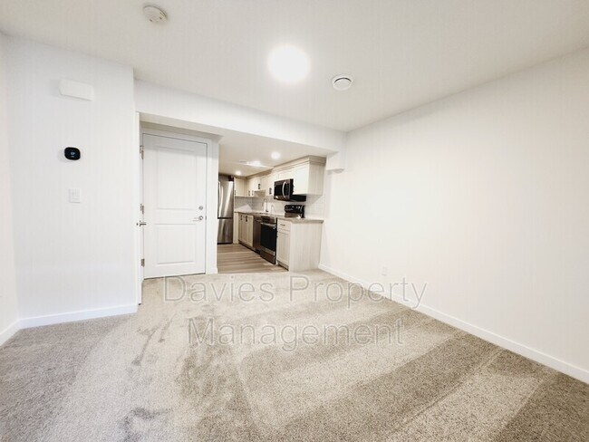 Building Photo - 5243 Edgemont Blvd NW