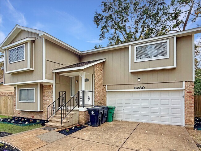 Foto del edificio - 3230 Sycamore Springs Dr