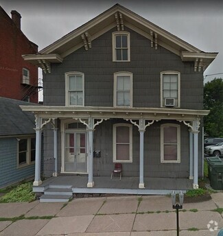 Building Photo - 107 N Spring St