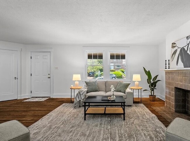 Building Photo - 5126 Beeler St