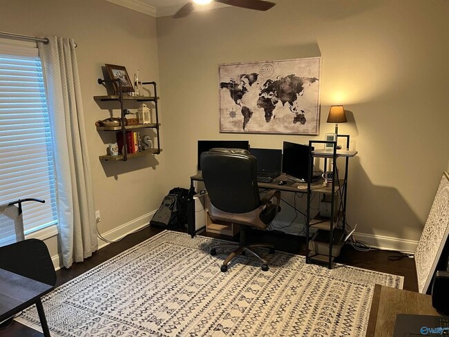 Building Photo - 5 Timbers Main SE