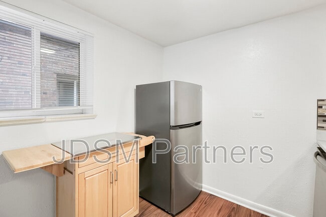 Building Photo - 1415 N Pearl St